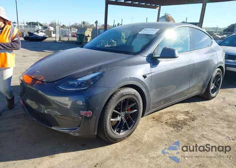 2022 Tesla Model Y Performance Dual Motor All-Wheel Drive from USA, damaged, VIN 7SAYGDEF7NF459170
